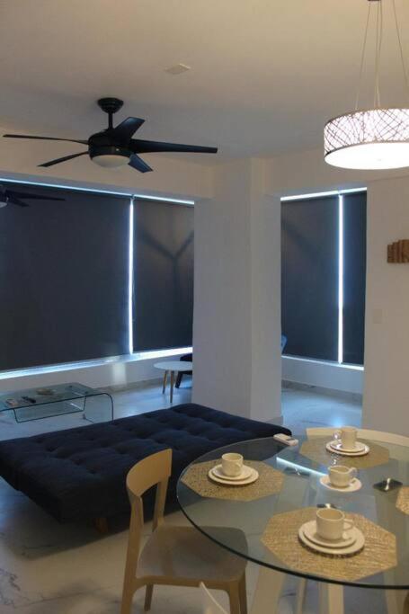Beach Front Renewed Apartment Cancún Exteriör bild